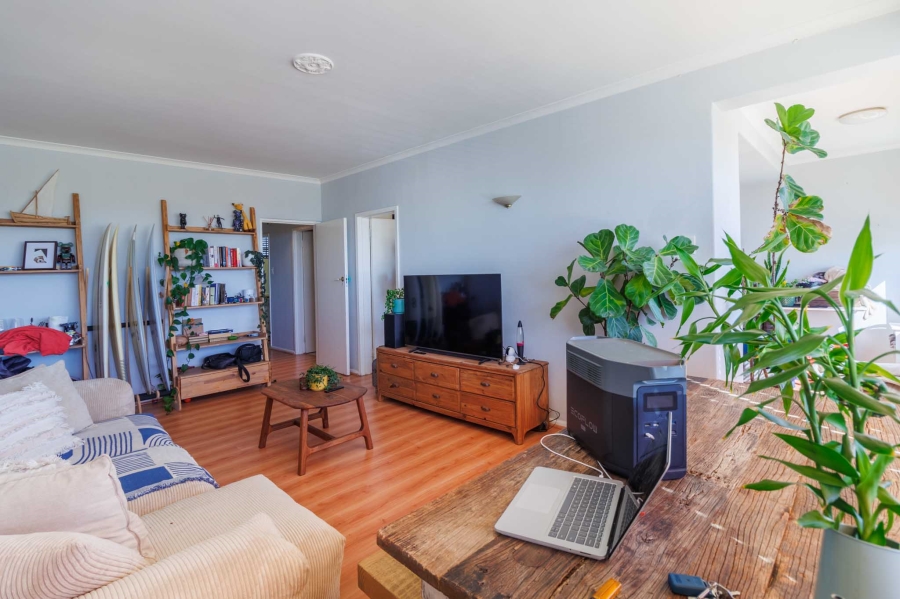 To Let 1 Bedroom Property for Rent in Mouille Point Western Cape